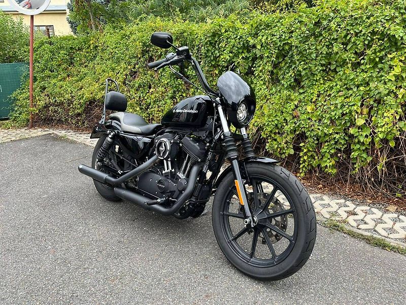 Harley-Davidson XL 1200NS Iron (2020) - fotka 1 z 14