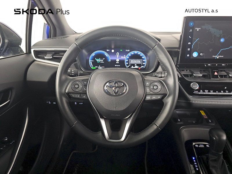 Toyota Corolla (2024) TS 1.8HEV 140k STYLE - fotka 5 z 23