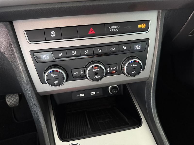 Seat Ateca 1,5   TSI XPERIENCE, 1.MAJITEL - fotka 23 z 27