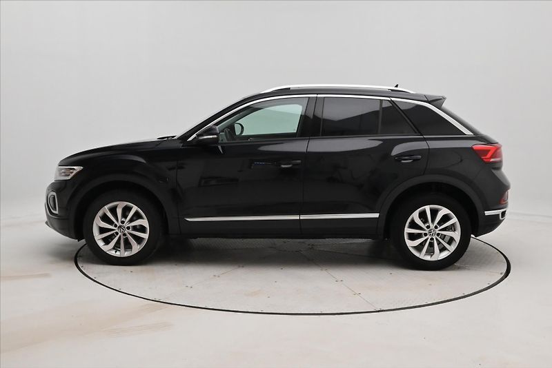 Volkswagen T-Roc 2,0 TDI 110kW DSG Style Plus Z - fotka 8 z 31