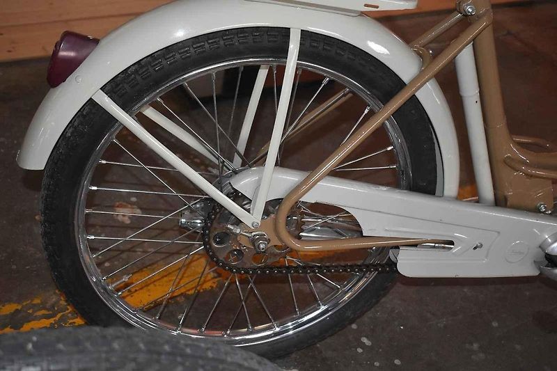 Jeden ze tří strojů z propagační jízdy na Balkán