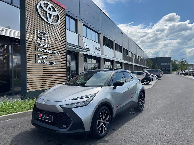 Toyota C-HR 1.8 Hybrid AT Style Bi-Tone - fotka 1 z 24
