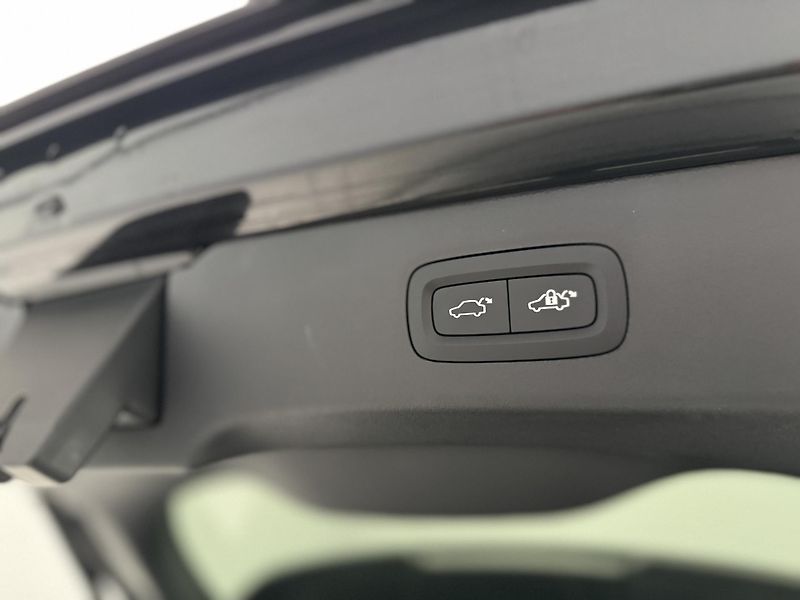 Lynk & Co 01 PHEV DCT AUT 1.maj - fotka 54 z 55