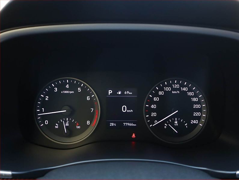 Hyundai Tucson (2020) 1.6 T-GDI, Automat, Serv.kniha - fotka 11 z 20