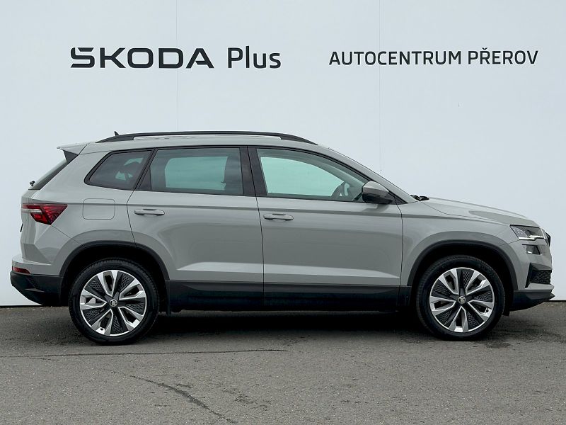 Škoda Karoq (2022) 1.5 TSI Style Extra COLUMBUS,M - fotka 32 z 35