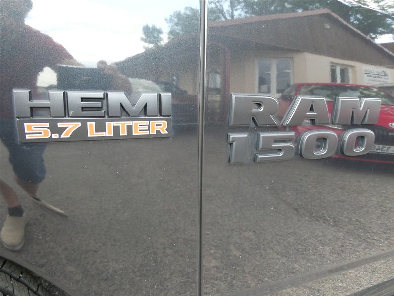 RAM 1500 5,7 HEMI Bighorn 295kW AT8 - fotka 33 z 35