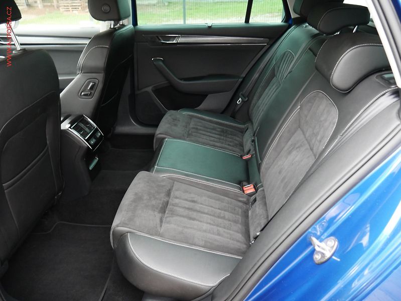 Škoda Superb (2022) 2.0 TDi 4x4, ČR, Style, DSG - fotka 10 z 21