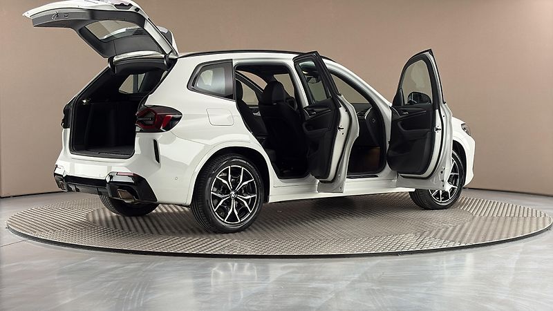 BMW X3 20d AUT xDrive M-paket - fotka 6 z 24