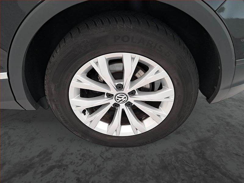 Volkswagen Tiguan (2016) 2.0 TDI, Serv.kniha, Navi - fotka 15 z 19