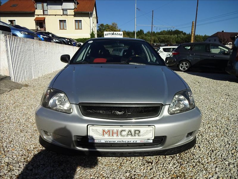 Honda Civic 1,6VTI 118kW - fotka 2 z 51
