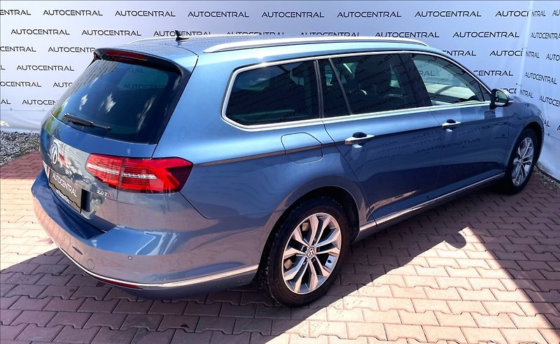 Volkswagen Passat 2,0 TDi,140kW,DSG,ČR - fotka 4 z 25
