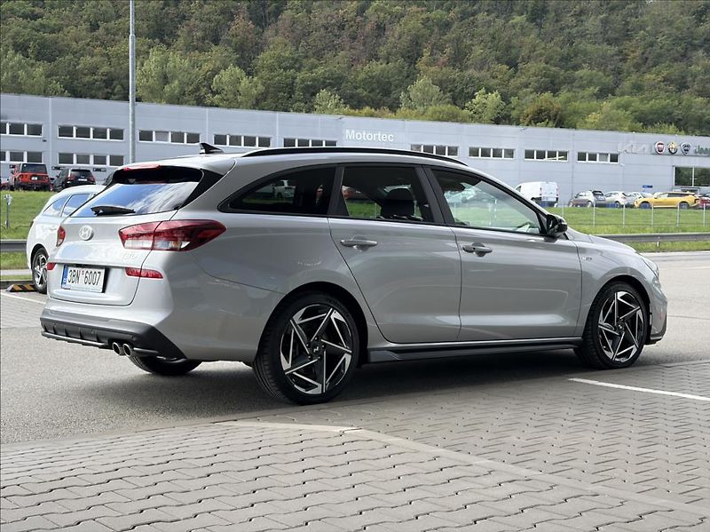 Hyundai i30 1,5 T-GDI DCT  WG FL N Line - fotka 3 z 22