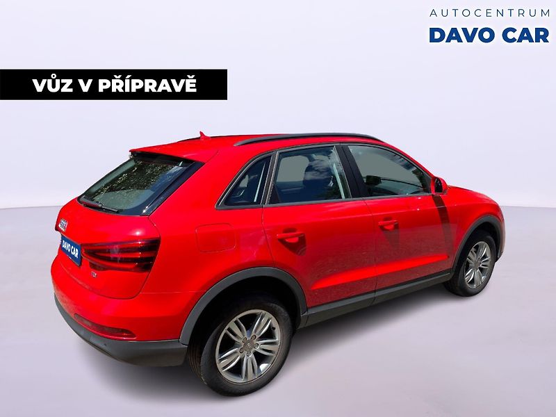 Audi Q3 2,0 TDI 103kW Sport Xenon Navi - fotka 3 z 11
