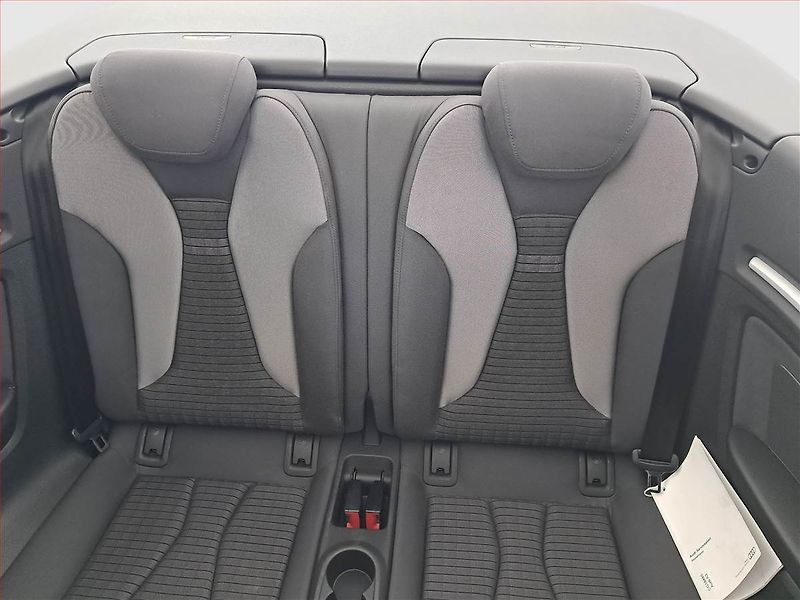 Audi A3 (2015) Sport 2.0 TDI, Serv.kniha - fotka 10 z 18