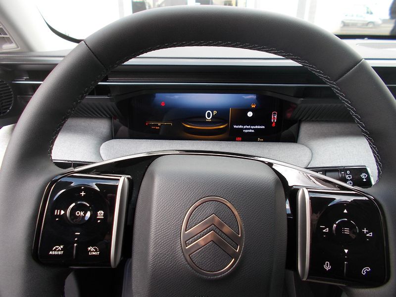 Citroën C5 Aircross (2026) YOU Hybrid 145k Automatic - fotka 14 z 15