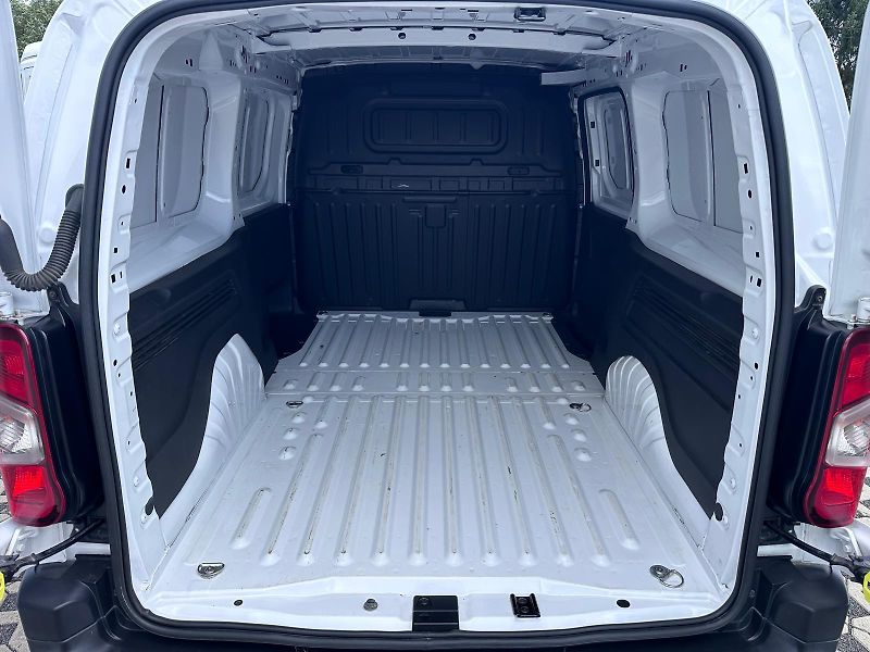Toyota ProAce City 75 kW - fotka 14 z 14