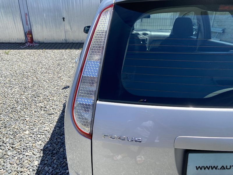 Ford Focus 1.6 TDCi 90PS KOMBI STK  - fotka 40 z 151