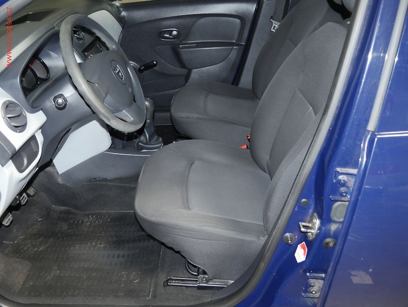 Dacia Logan (2013) 1.2i, 1.maj,ČR, tažné - fotka 9 z 15