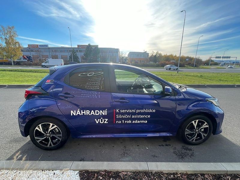 Toyota Yaris 1.5 Hybrid 116k automat Style - fotka 7 z 28