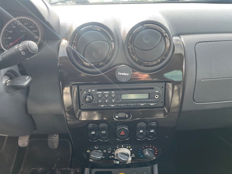 Dacia Duster (2011) 1.6 16 V Klima - fotka 10 z 18