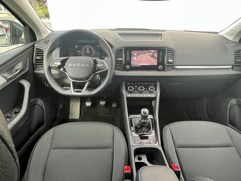 Škoda Karoq (2025) Drive 1,5TSI / 110kW M6F - fotka 5 z 29