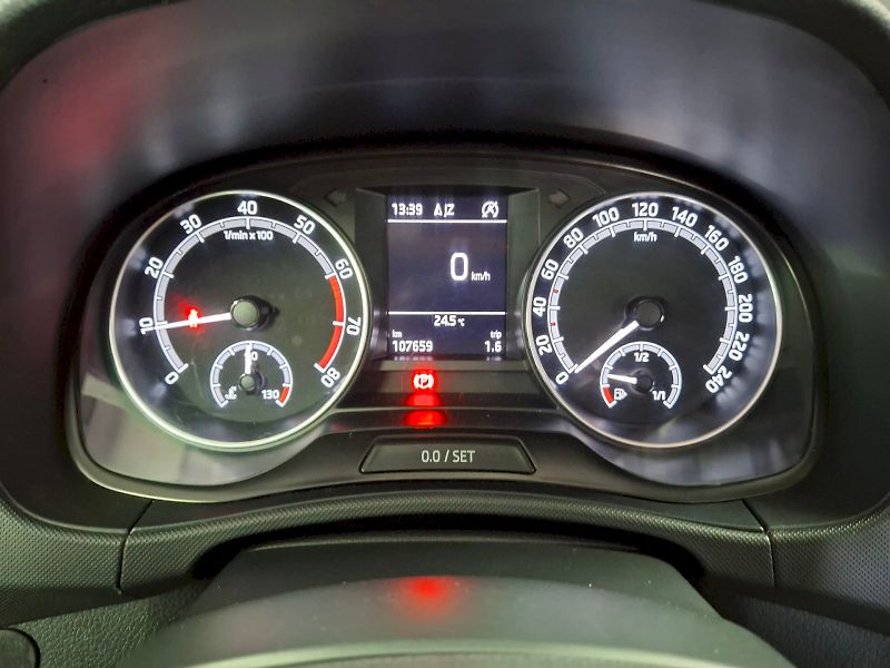 Škoda Fabia (2022) Combi Ambition Plus 1,0TSi 70k - fotka 16 z 32