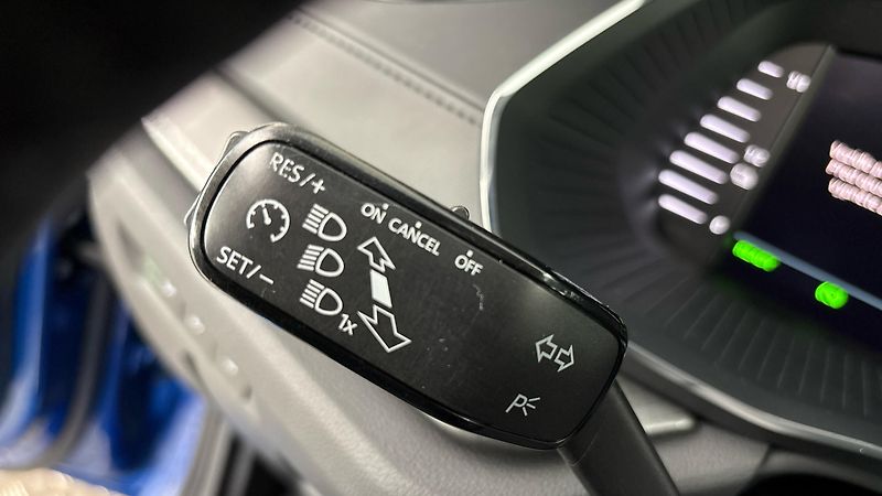 Škoda Octavia 1.4 TSI iV DSG Ambition - fotka 14 z 25