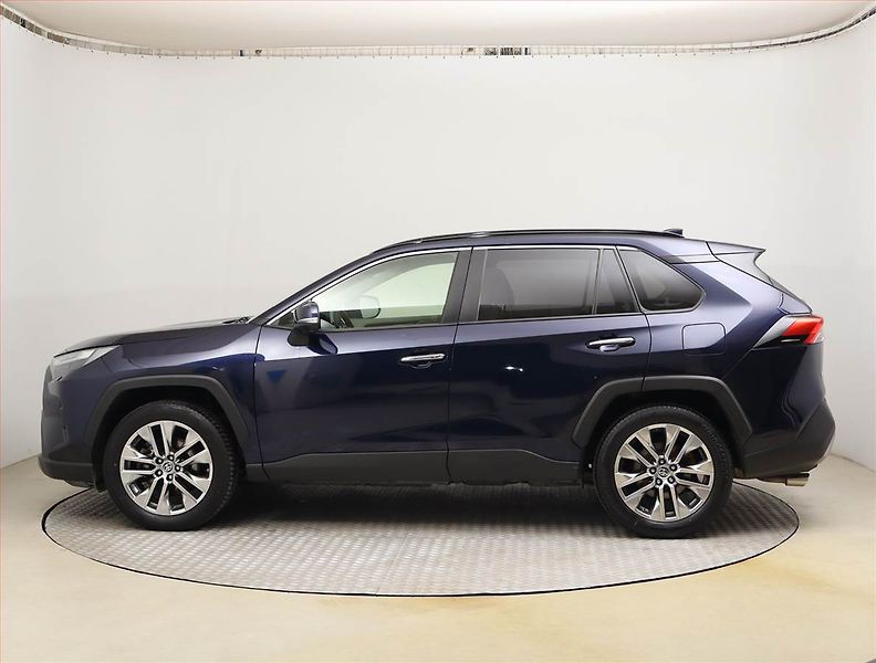 Toyota RAV4 (2023) 2.5 Hybrid - fotka 3 z 25