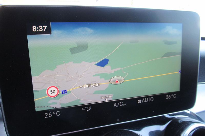Mercedes-Benz Třídy C 220 CDi AUTOMAT TAŽNÉ  - fotka 17 z 24
