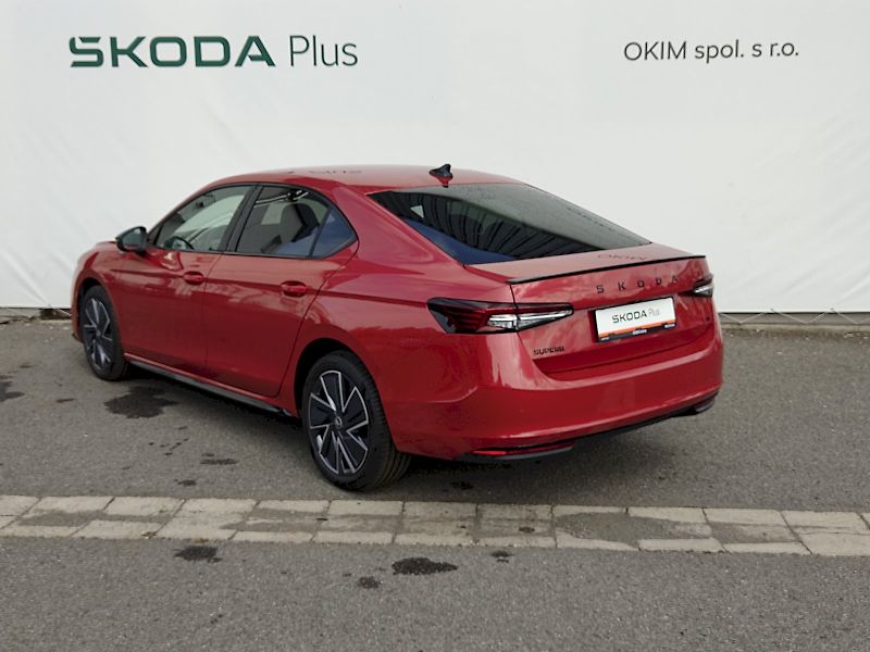 Škoda Superb (2025) iV SportLine 1,5 Tsi 150 Kw DS - fotka 40 z 44