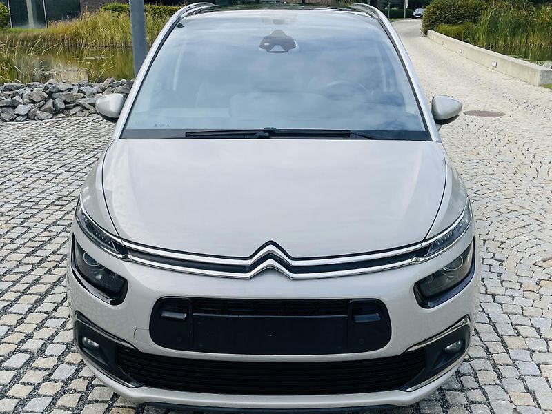 Citroën Grand C4 Picasso 2.0HDi MAN 7MÍST KAMERA TAŽNÉ - fotka 7 z 45