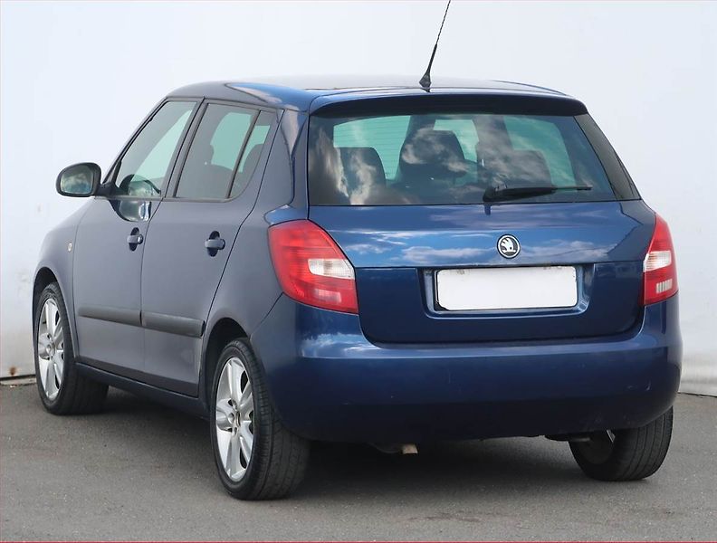 Škoda Fabia (2007) Sport 1.4 16V, nová STK - fotka 4 z 17