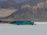 Truck Phoenix Diesel se řítí po Bonneville Salt Flats. Foto: Wikimedia Commons, James Rice, CC BY-SA 3.0