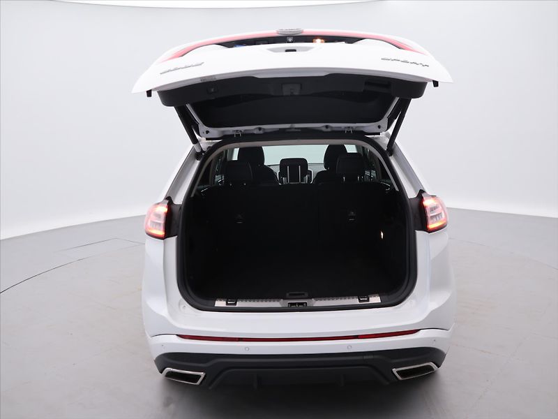 Ford Edge 2,0 TDCi 154kW Sport aut.klima - fotka 9 z 28