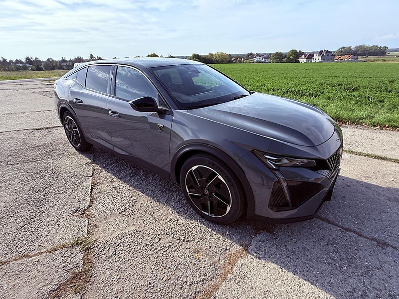 Peugeot 408 (2025) 408 GT Hybrid 136 e-DCS6 - fotka 4 z 20