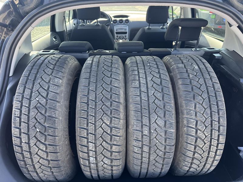 Peugeot 308 1.6 VTi , 155 tis km - fotka 14 z 19