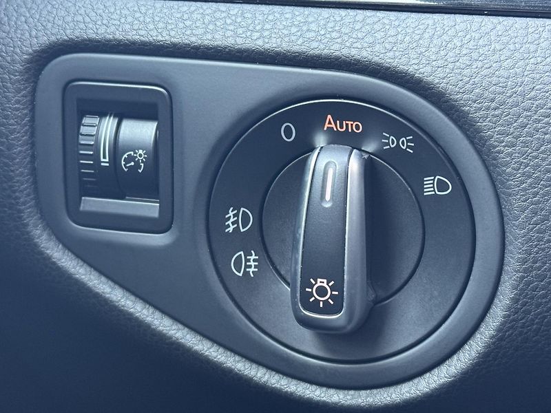 Seat Alhambra (2014) 2.0TDi MAN 4Drive Style, RZV - fotka 22 z 43