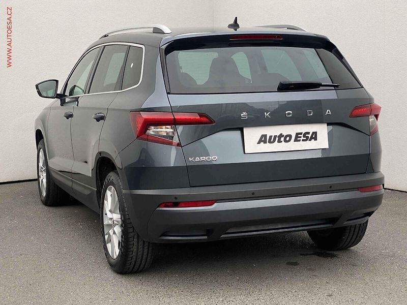 Škoda Karoq (2021) 1.5 TSi, Style, DSG, navi - fotka 6 z 19
