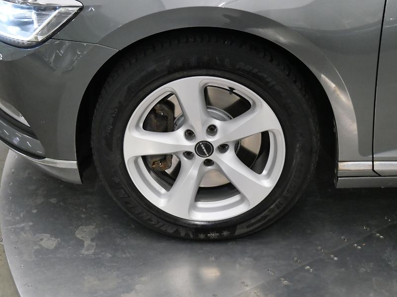 Volkswagen Passat - fotka 10 z 23