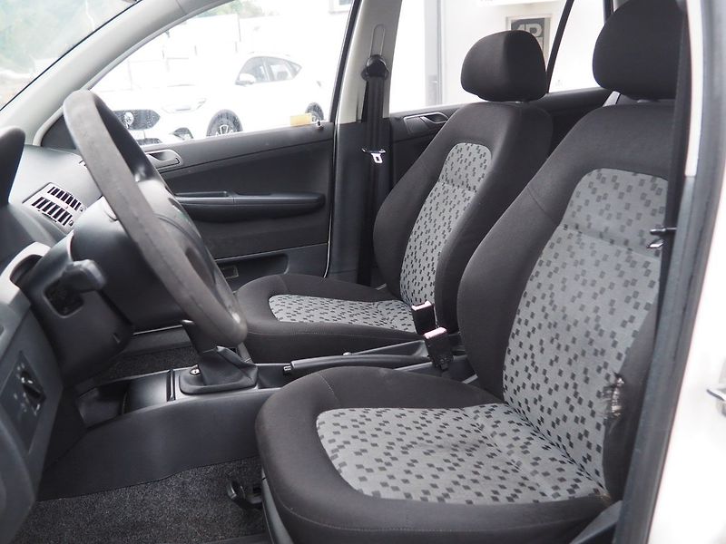 Škoda Fabia (2007) 1.4i, 1. Maj ČR - fotka 10 z 36