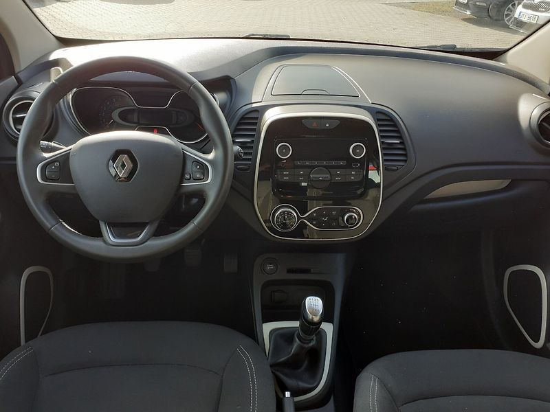 Renault Captur (2017) 1.2 TCe  87kW - fotka 7 z 33