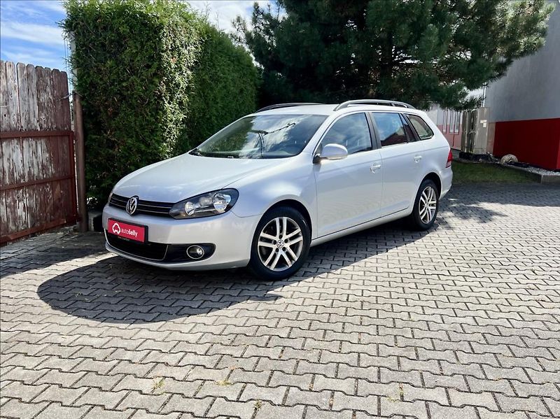 Volkswagen Golf 1,6 TDI  HIGHLINE*DSG*ZÁRUKA - fotka 2 z 40