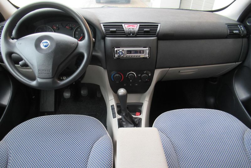 Fiat Stilo SW 1.9 JTD KLIMA TEMPOMAT - fotka 9 z 21