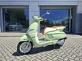 Peugeot Django 125 (2026) Hot Color Pistachio  - náhled 1