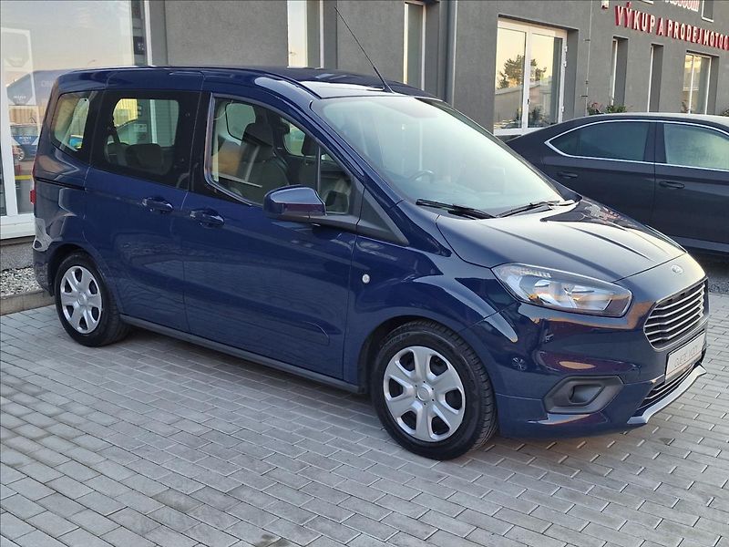 Ford Tourneo Courier 1.5TDCi 74kW Trend,ČR,1.Maj. - fotka 2 z 50