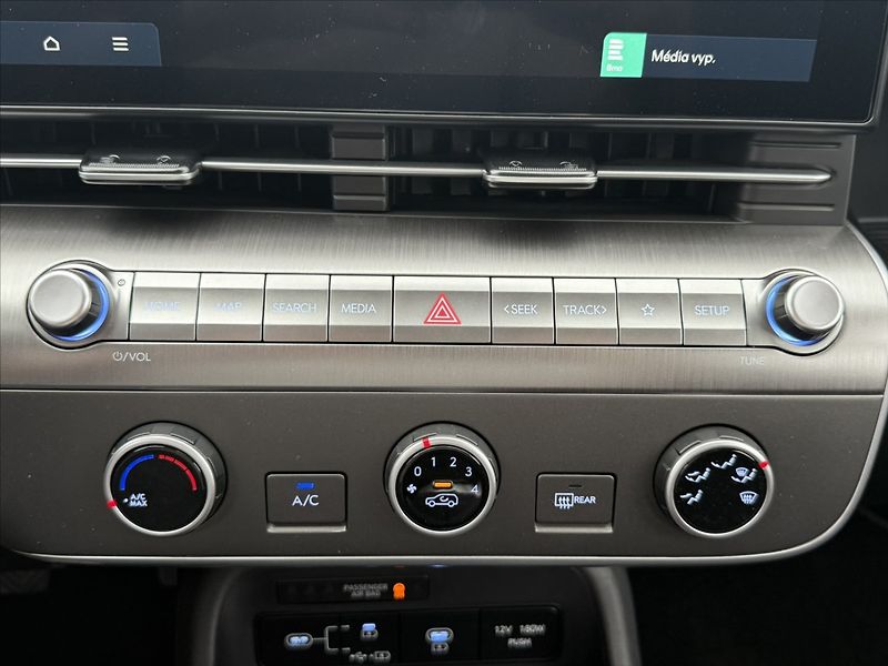 Hyundai Kona 1,0 T-GDI 74kW Comfort Club - fotka 17 z 26