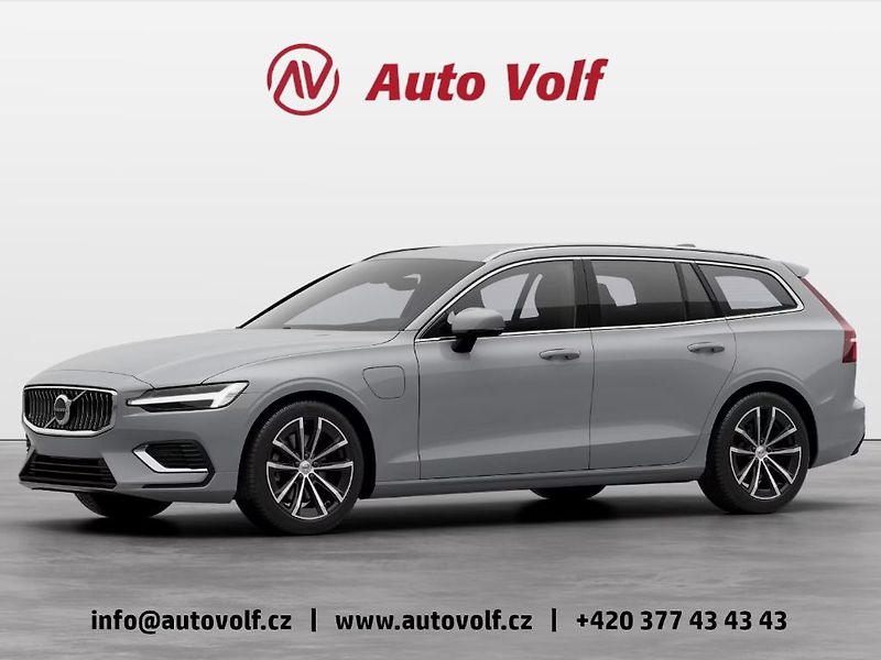 Volvo V60 CORE T6 RECHARGE AWD 293kW 4x4 - fotografie inzerátu