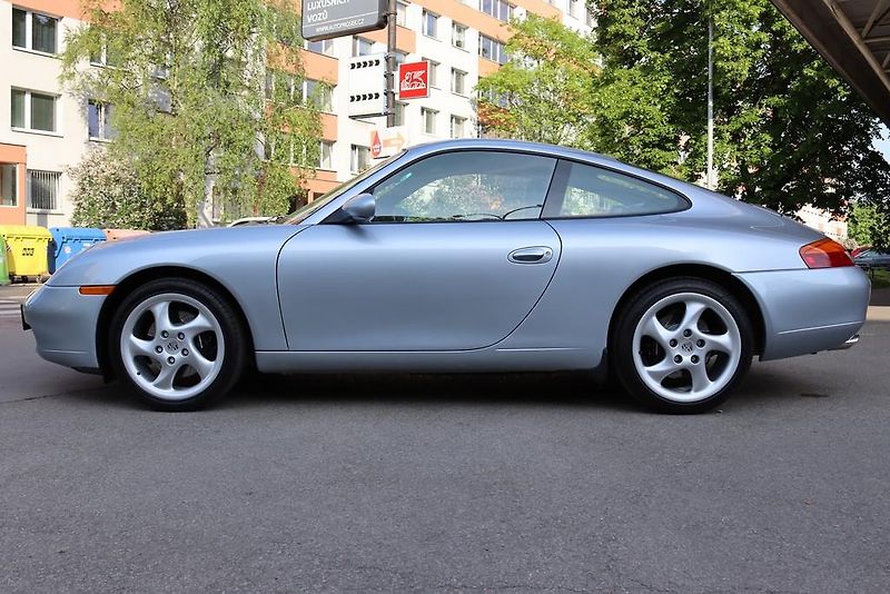 Porsche 911 996 3.4 CARRERA 221kW - fotka 18 z 49