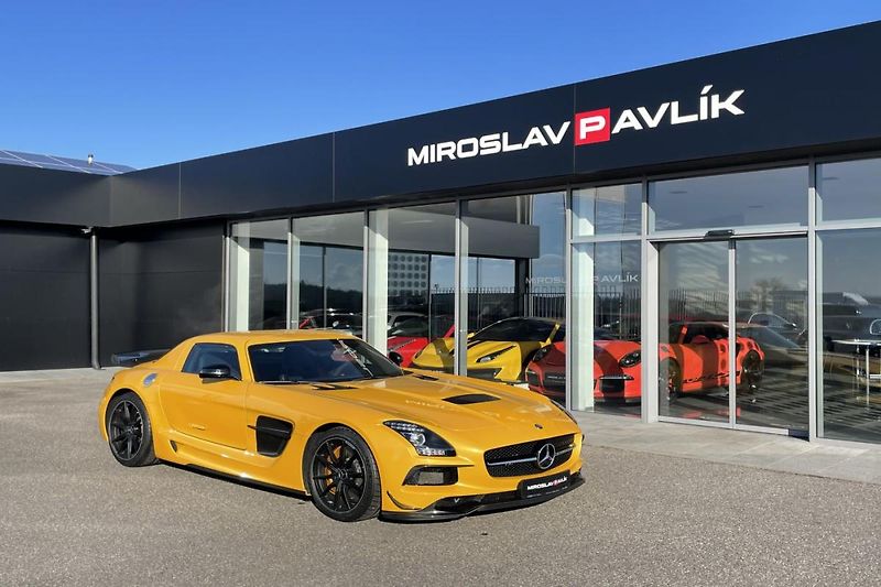 Mercedes-Benz SLS AMG BLACK SERIES - fotka 2 z 20