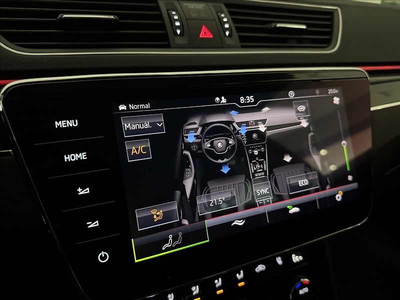 Škoda Superb 1,4 TSi  DSG iV L&K LED Assist - fotka 34 z 50